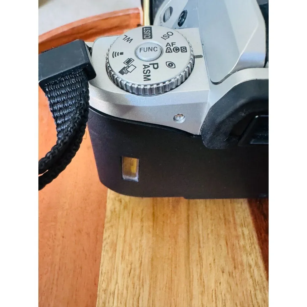 Minolta Maxxum 4 35mm Film Camera AF 28-80mm Lens Tested Working Manual 2 Rolls